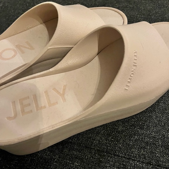Lemon Jelly slip on Size 40 - Picture 2 of 4